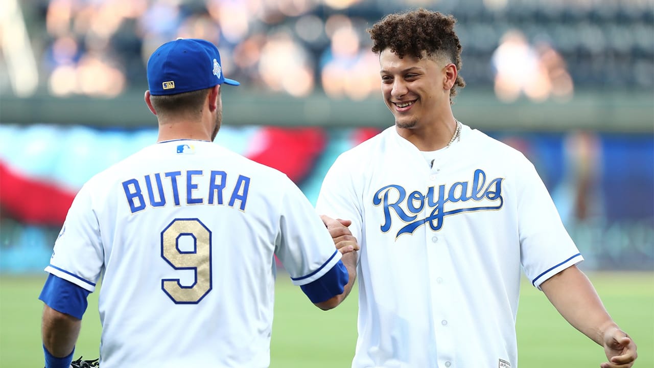 Social Recap: Patrick Mahomes Returns to the Baseball Diamond for a Night