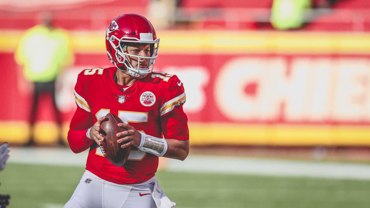 WATCH Patrick Mahomes' Best Throws from Record Day