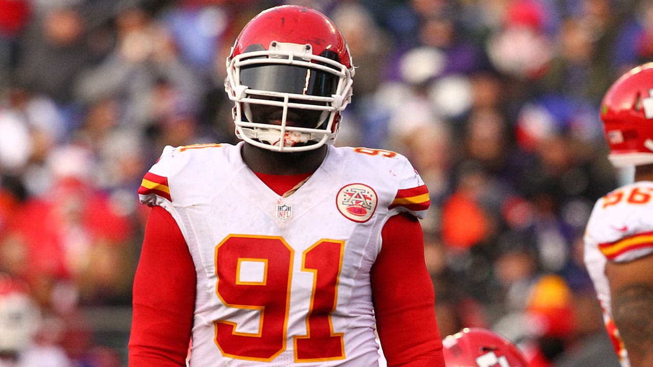 Chiefs Sign LB Tamba Hali