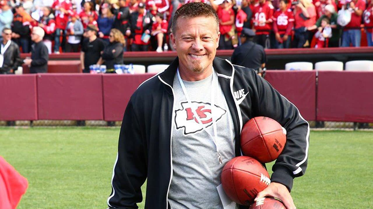 Chiefs vs. Lions Equipment Manager Allen Wright Discusses Packing for