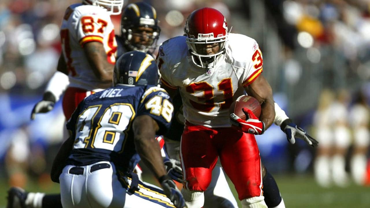 Kansas City Chiefs: History Between the Chiefs vs Chargers Rivalry