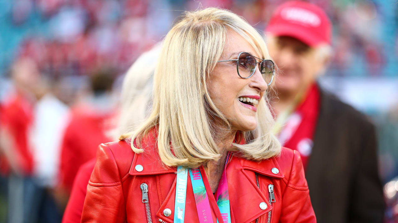 Kansas City Chiefs patch honors Norma Hunt