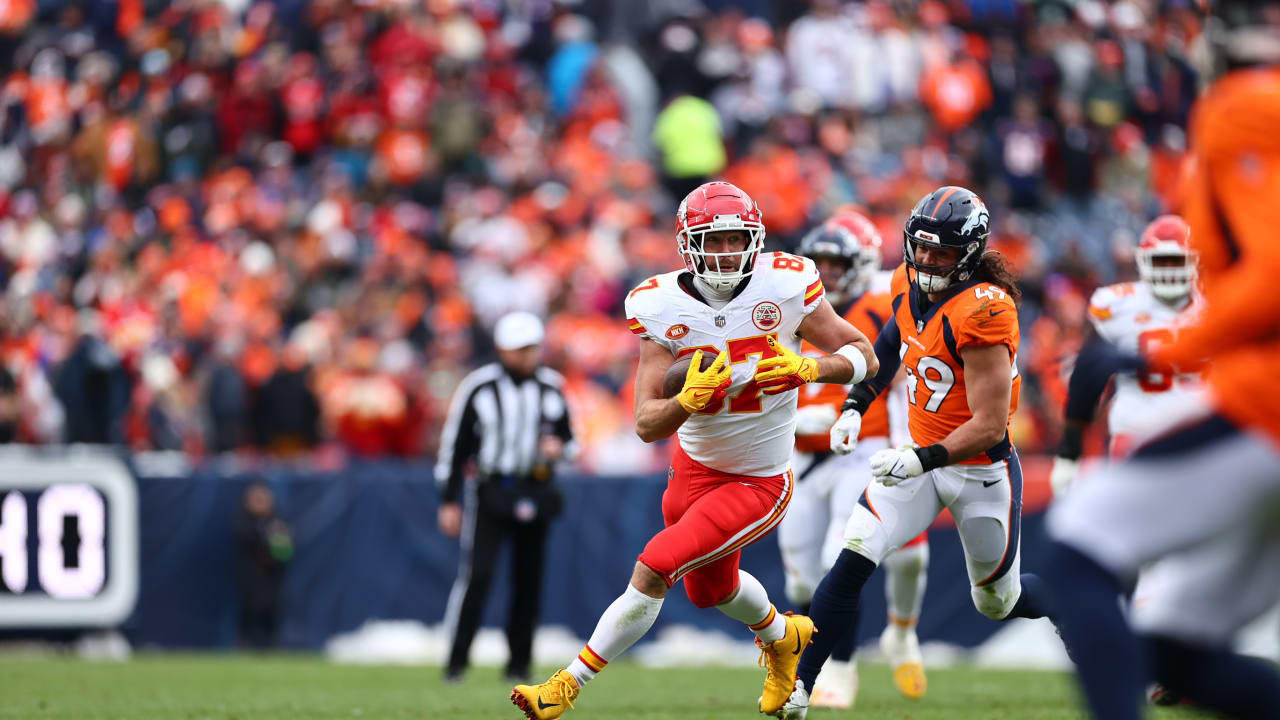Kansas City Chiefs quarterback Patrick Mahomes hits tight end Travis Kelce in stride for a 19-yard catch and run against the Denver Broncos.
