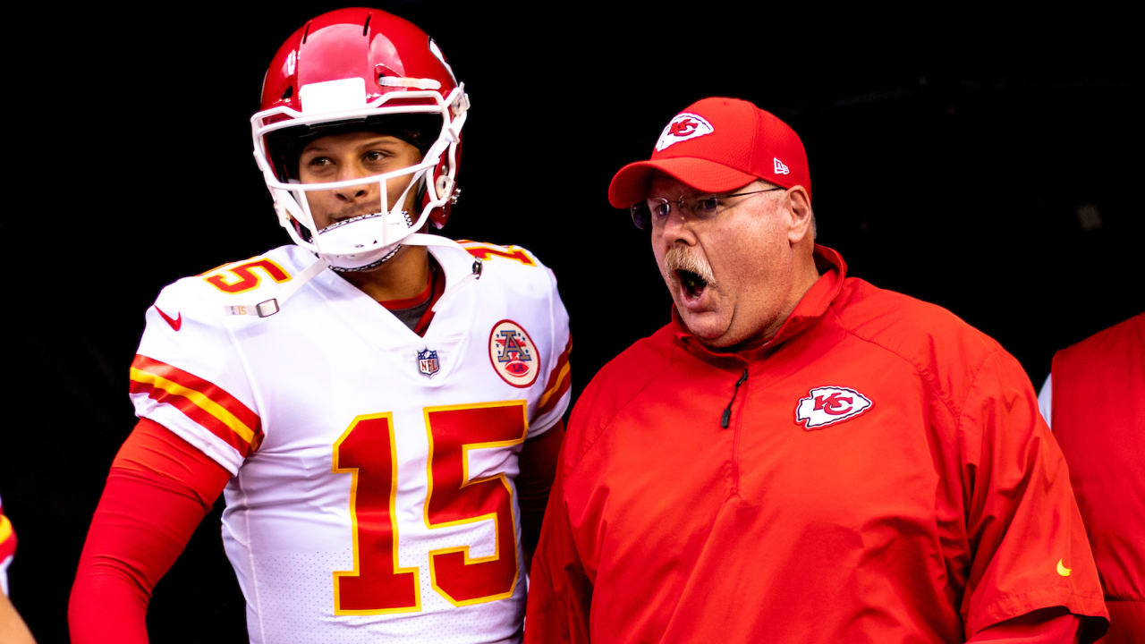 Chiefs coach Andy Reid: Patrick Mahomes 'going to play' against