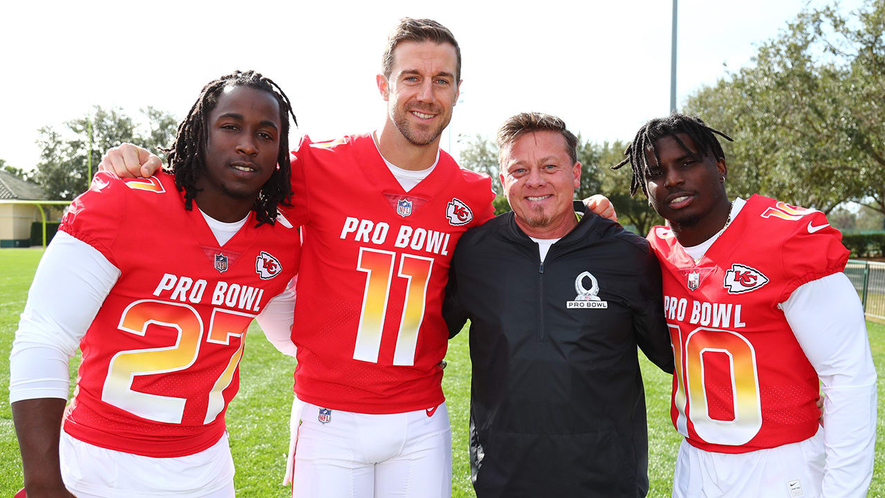 The Man Behind the Scenes, Equipment Manager Allen Wright, is Back at