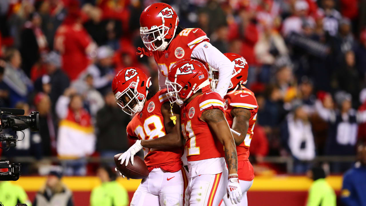 Photos: Game Action from Week 11 | Chiefs vs. Cowboys