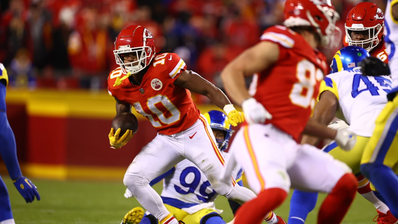 Isiah Pacheco shows off pass catching ability in Chiefs season opening loss