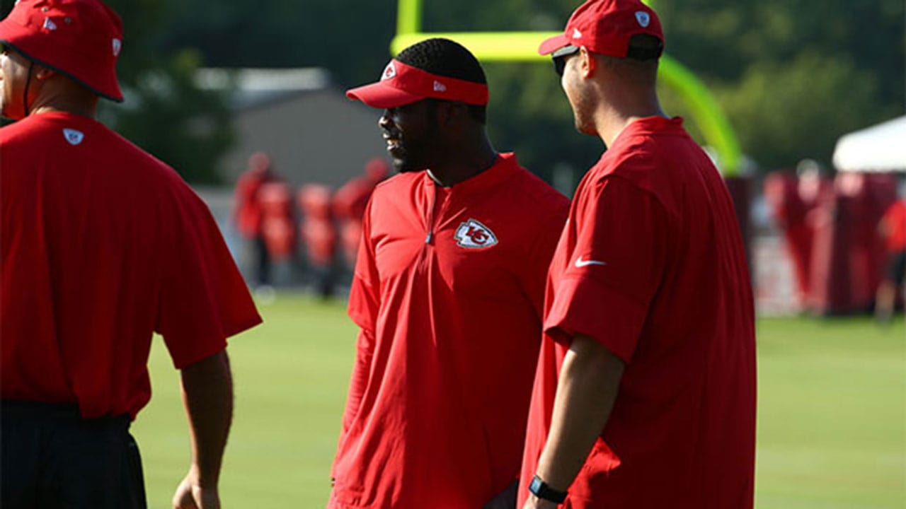 Michael Vick says his former coach Andy Reid 'might be the greatest coach  of all time' 