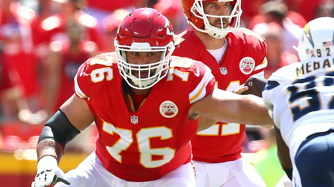 Kansas City Chiefs tackle Laurent Duvernay-Tardif (76) walks off