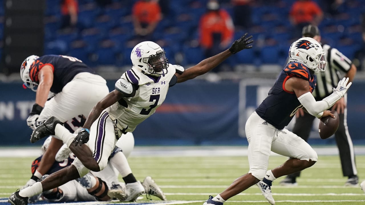 Chiefs Select Stephen F. Austin Defensive End BJ Thompson with Pick 166