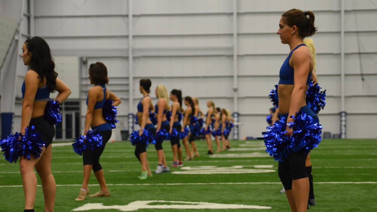 Cheerleader Rehearsal and Fitness