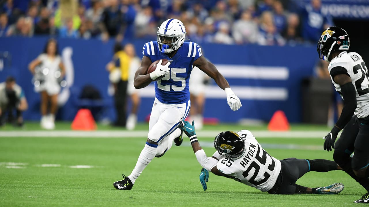 Indianapolis, Indiana, USA. 11th Nov, 2018. Jacksonville Jaguars linebacker  Myles Jack (44) during NFL football game action between the Jacksonville  Jaguars and the Indianapolis Colts at Lucas Oil Stadium in Indianapolis,  Indiana.