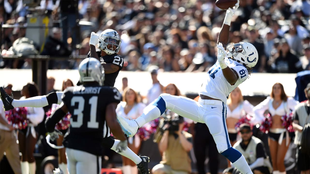 Indianapolis Colts' Mo Alie-Cox (81) is tackled by Pittsburgh