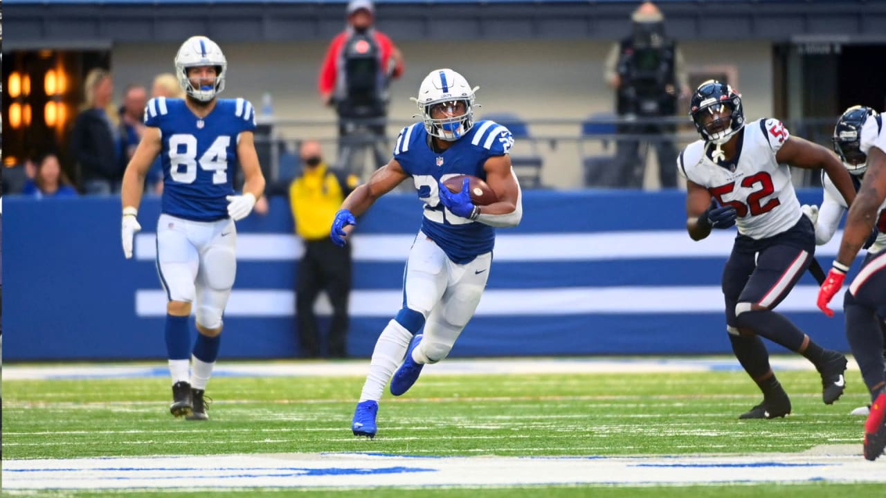 Colts RB Jonathan Taylor Nominated For Week 1 FedEx Ground Player