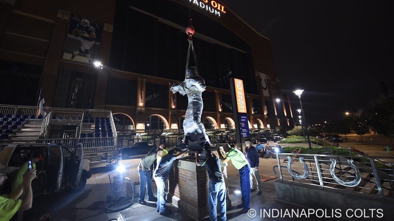 MANNING - Statue Arrives at Lucas Oil Stadium