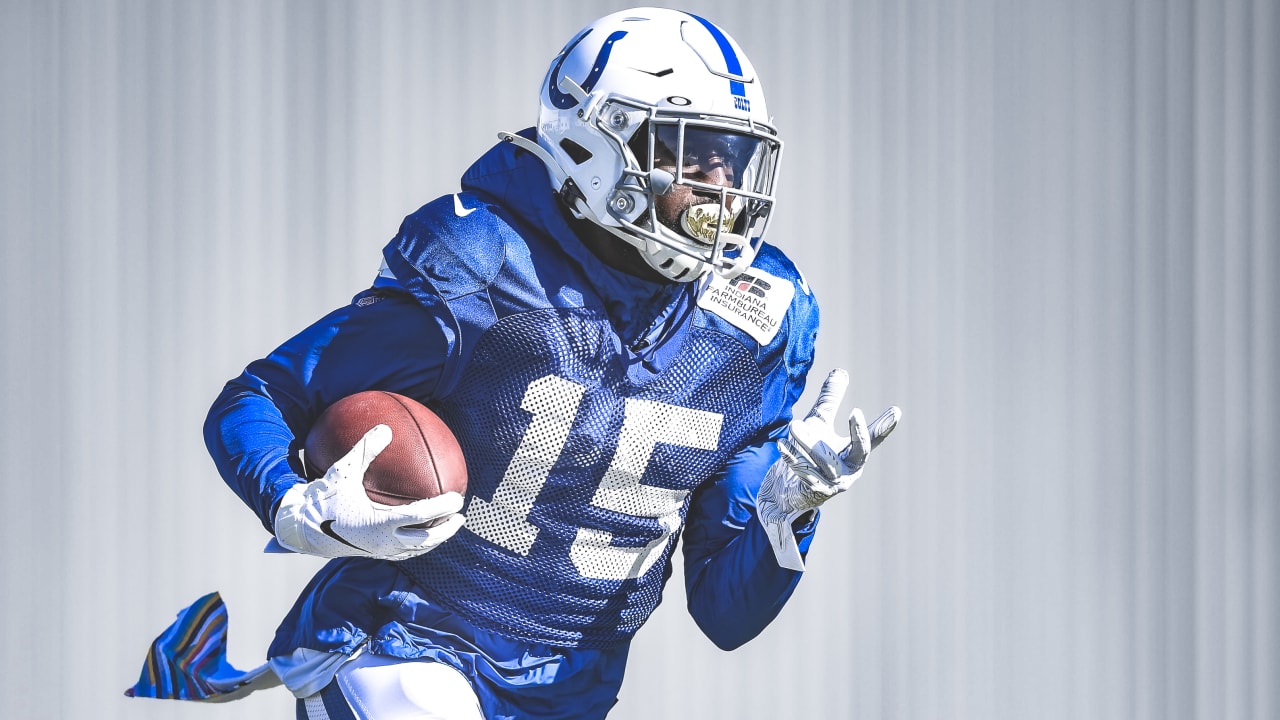 Indianapolis Colts wide receiver Parris Campbell (1) makes a catch in front  of Carolina Panthers corner back Troy Pride Jr. (25) during the first half  of an NFL exhibition football game in