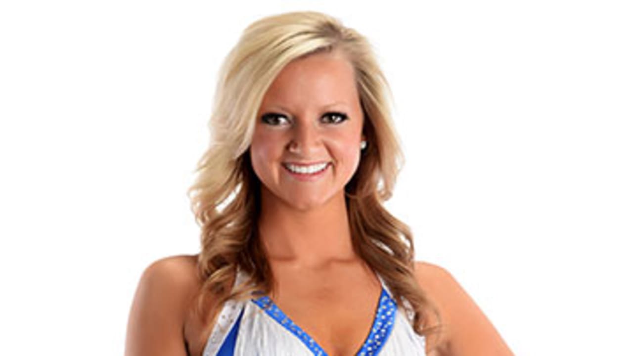 Meet The Dallas Cowboys Cheerleader Who Turned Heads Today - The