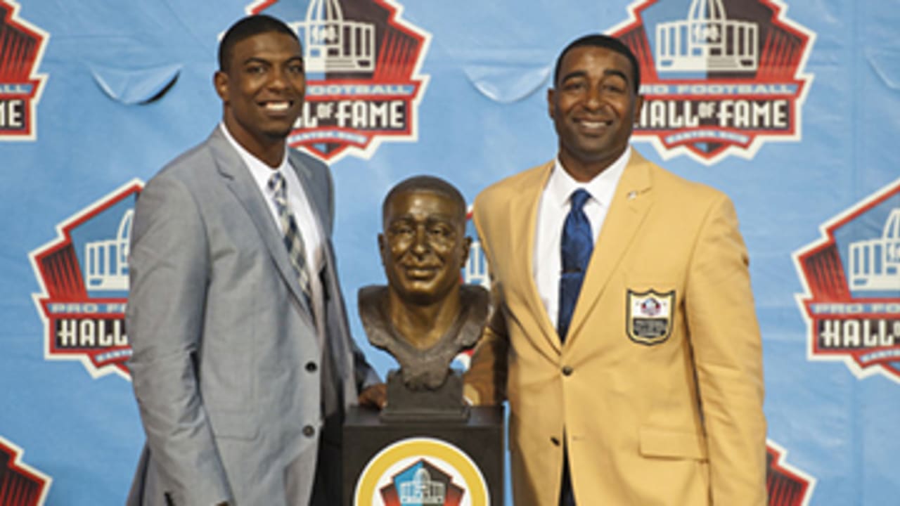 Cris Carter NFL's All-Time Team Nominee