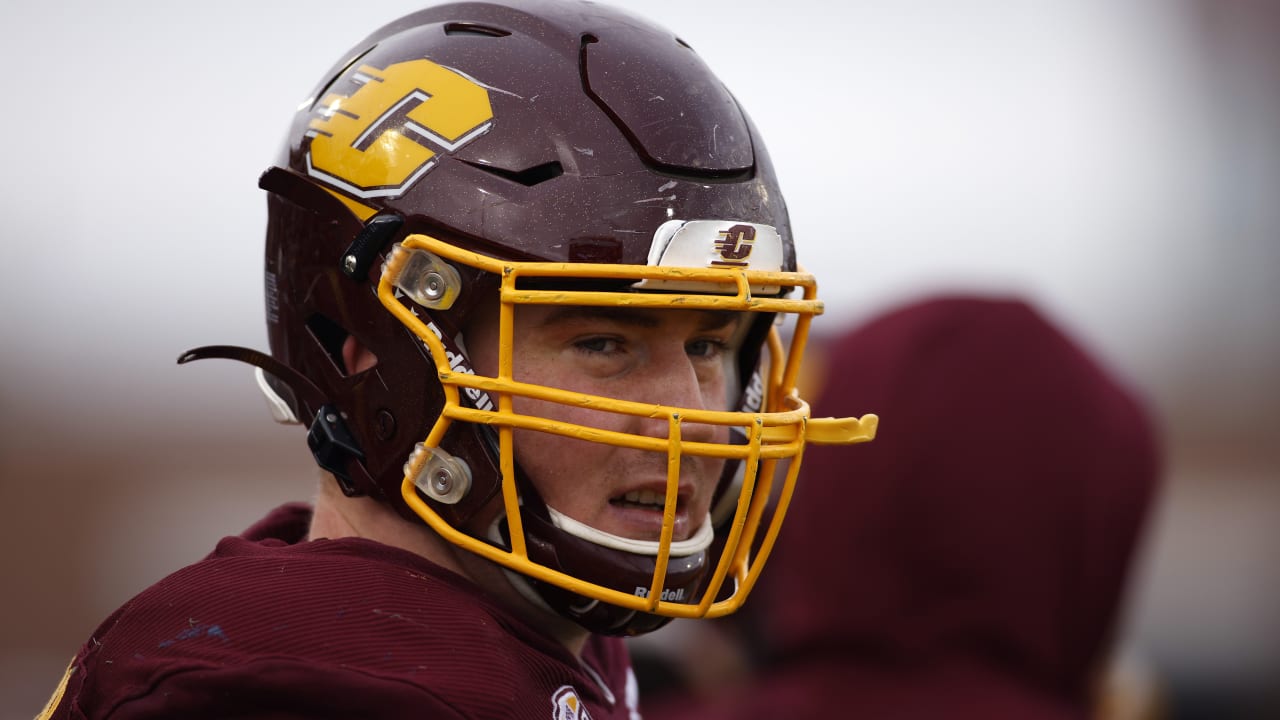 Central Michigan OT Bernhard Raimann Met with Steelers