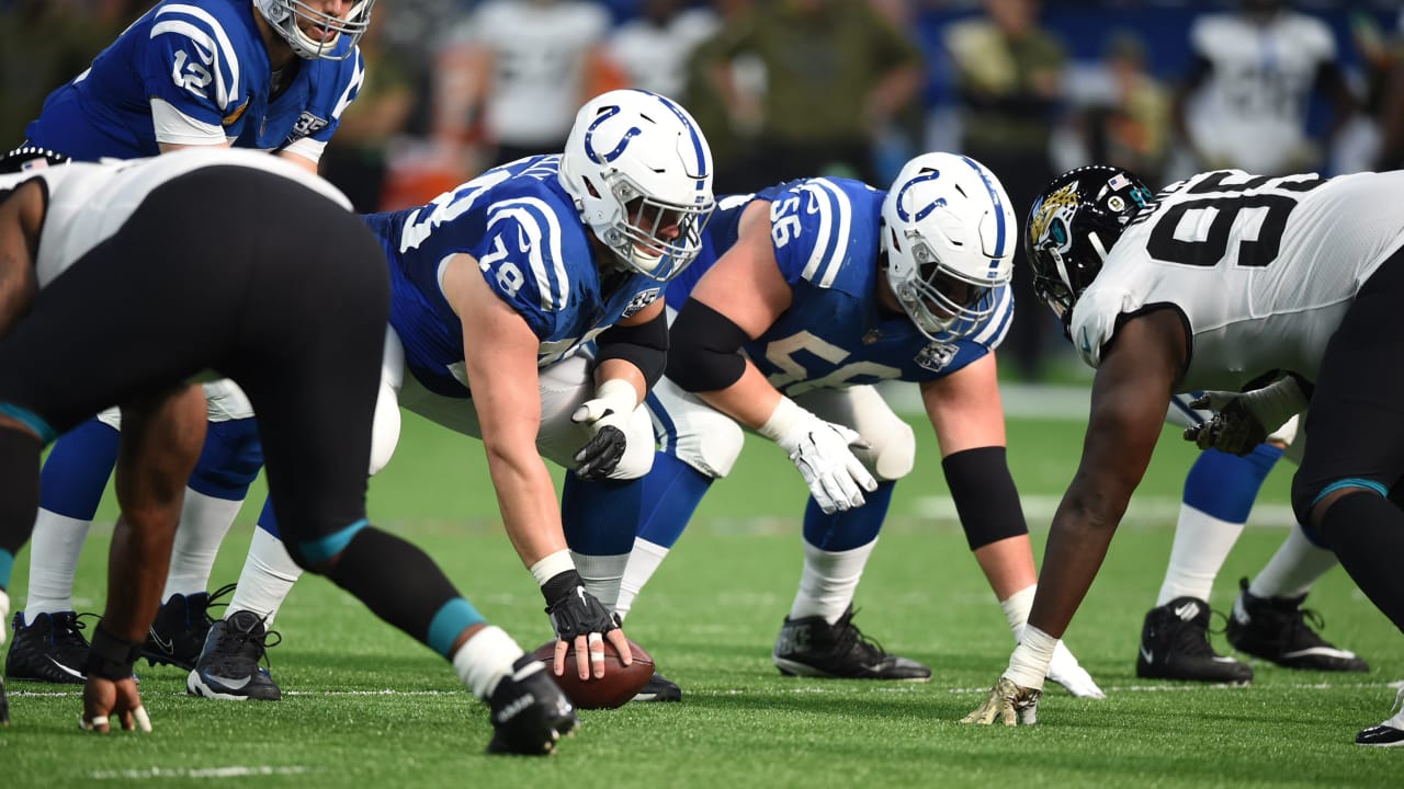 Titans vs Colts: Indianapolis QB Andrew Luck has strong offensive line