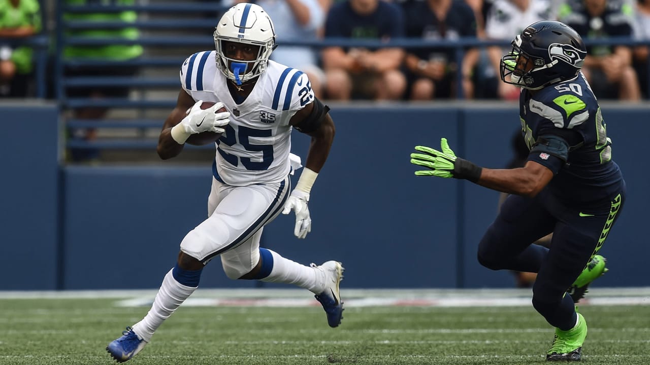 Houston Texans to sign veteran running back Marlon Mack, others to