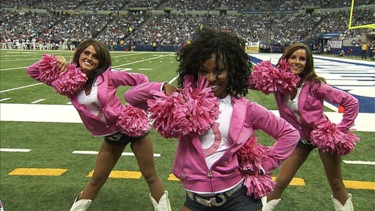 Photos: NFL cheerleaders wear pink for Breast Cancer Awareness Mo