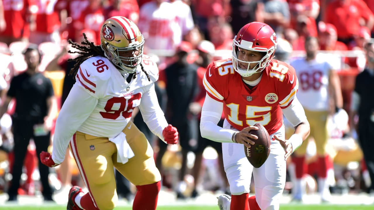 Kansas City Chiefs quarterback Patrick Mahomes warms up before an NFL  divisional round playoff football game against the Buffalo Bills, Sunday,  Jan. 23, 2022, in Kansas City, Mo. (AP Photo/Ed Zurga Stock