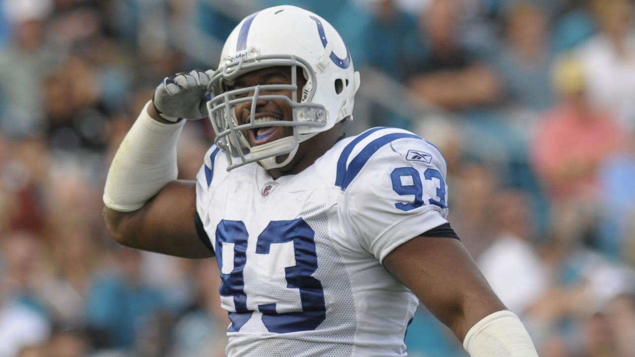 Indianapolis Colts announce Dwight Freeney as newest Ring of Honor member