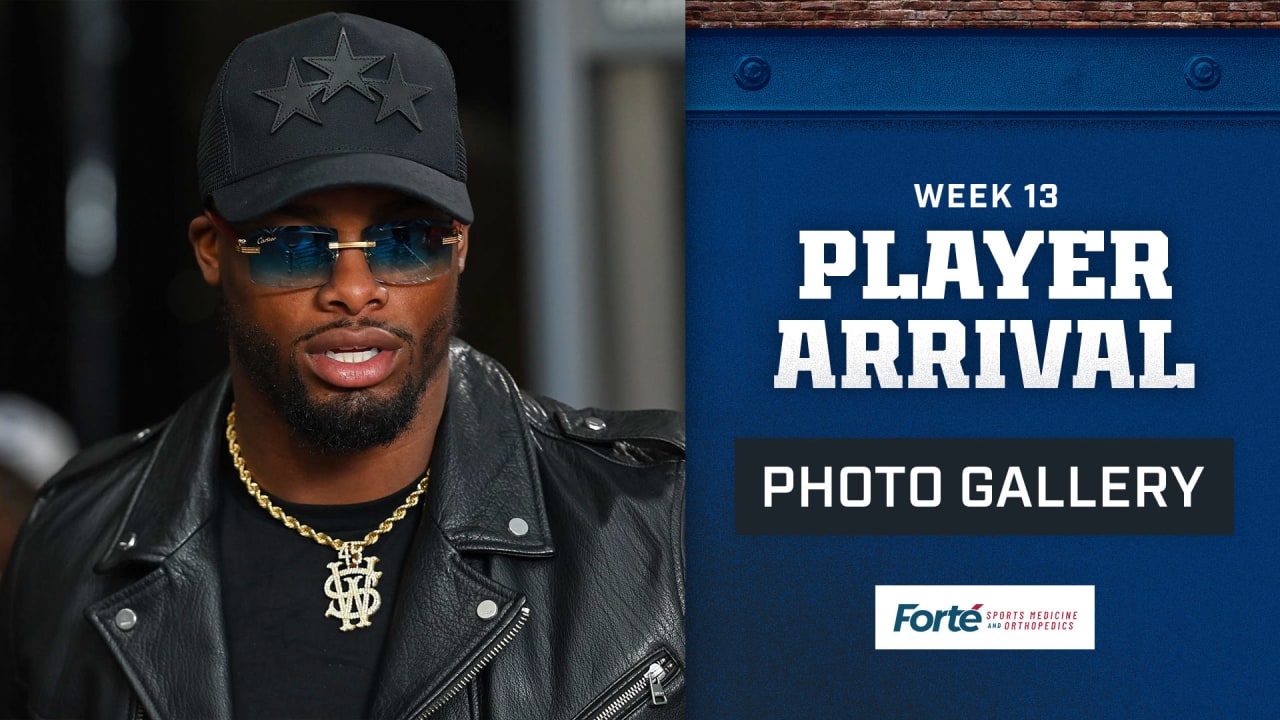 colts-arrival-at-at-t-stadium-for-sunday-night-football-versus-the