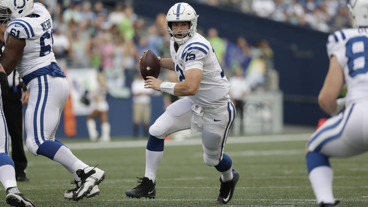 Seahawks' new offense dazzles while defense stifles Colts in 28-16 win