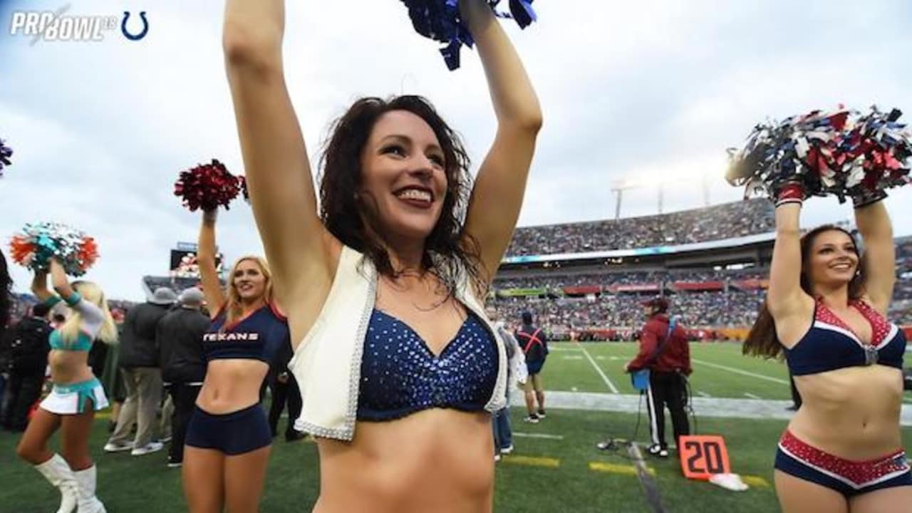 Colts cheerleader brought to tears after being surprised with Pro Bowl  selection - Article - Bardown