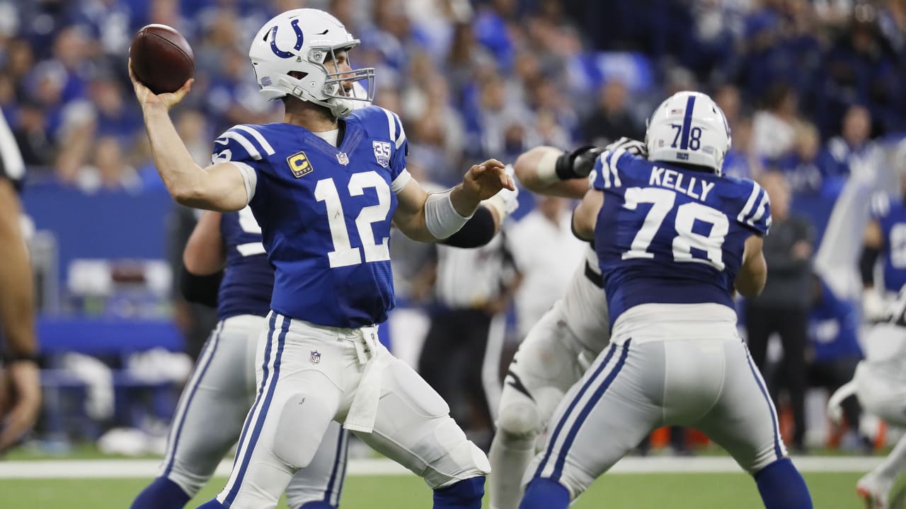 Indianapolis Colts' Andrew Luck (12) throws during the second half