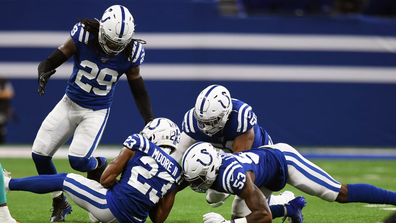 Indianapolis Colts' Darius Leonard vents frustrations on being 0-3