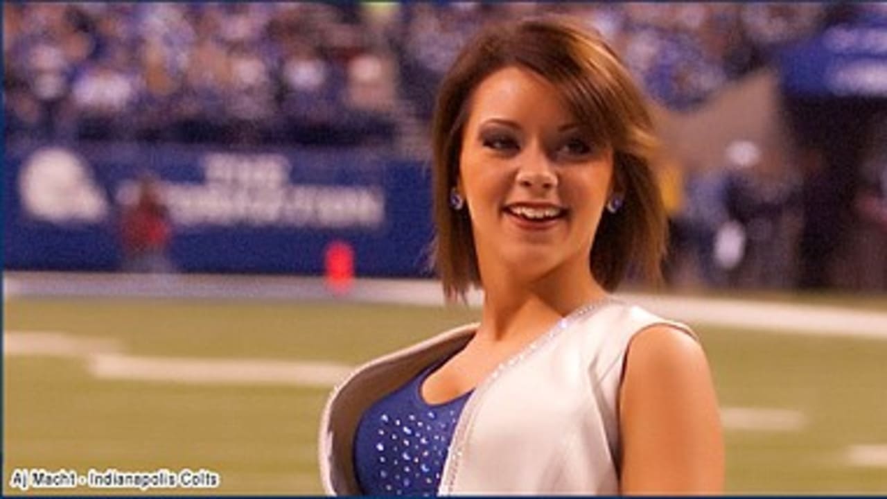 Cheerleader of the Week: Stephanie