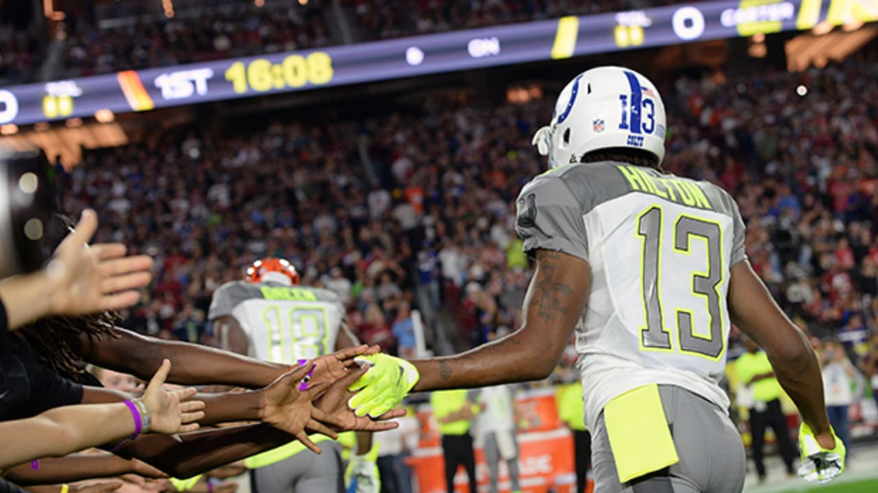 Travis Kelce & Eric Berry in Hawaii for the Pro Bowl 2016