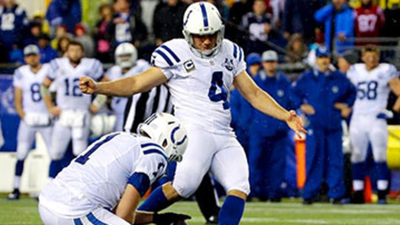 How Adam Vinatieri was reunited with his high school jersey