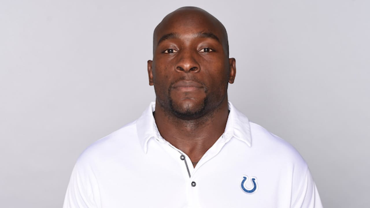 Coach Speak: Robert Mathis Talks Colts Pass Rushers