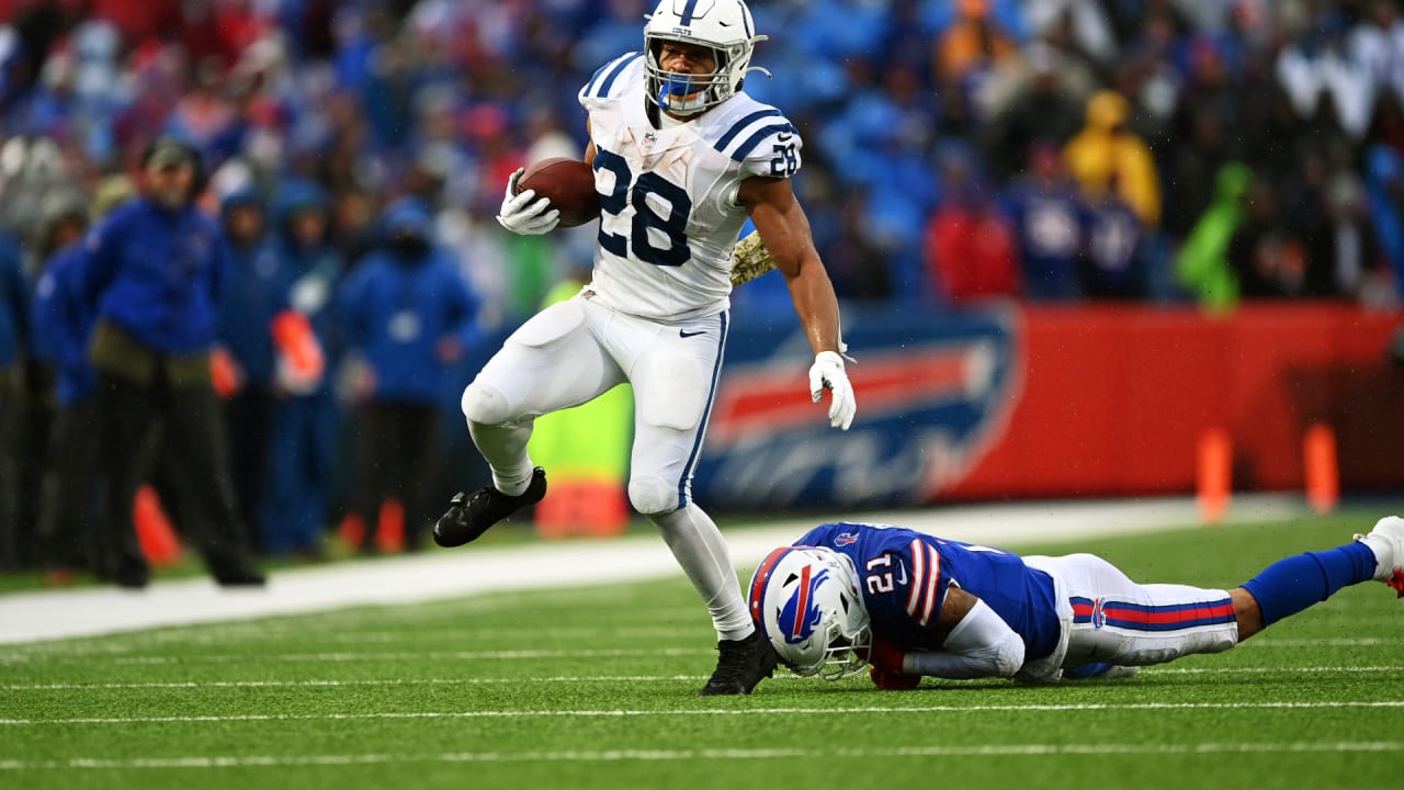 Indianapolis Colts' Jonathan Taylor explodes for 23-yard TD vs Dolphins