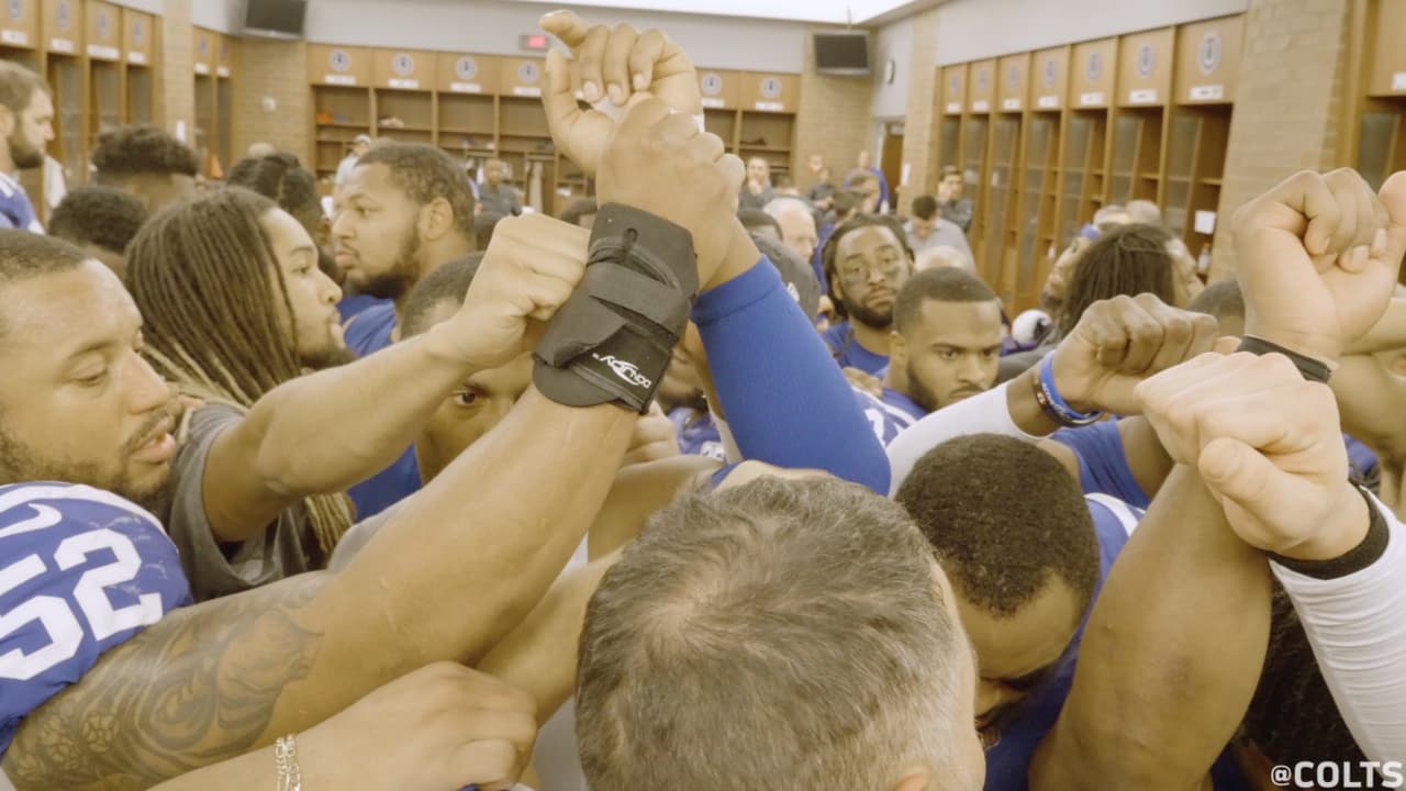 Locker room celebration, Eberflus speech after win vs. Patriots