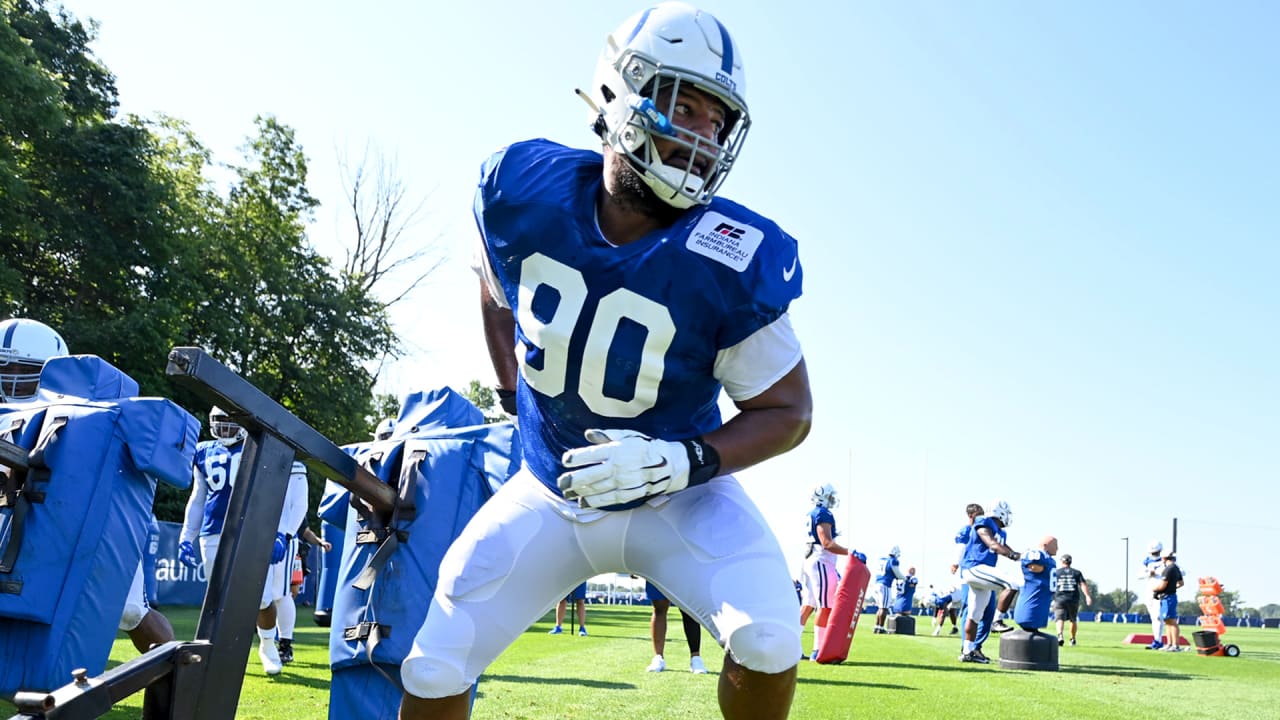 Indianapolis Colts defensive tackle Grover Stewart (90) in the first half  of an NFL football game Thursday, Oct. 6, 2022, in Denver. (AP Photo/David  Zalubowski Stock Photo - Alamy