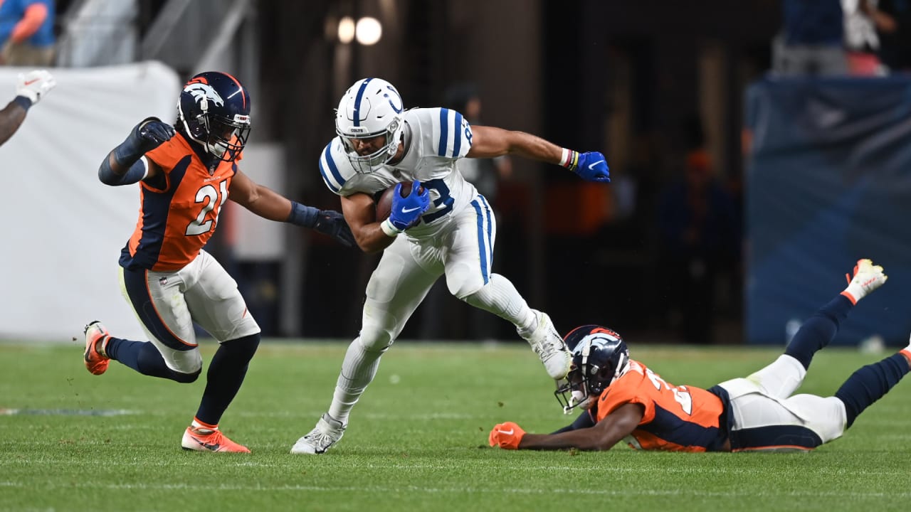 Colts' Kylen Granson Posts Hilarious Photoshoot For First NFL Touchdown -  Sports Illustrated