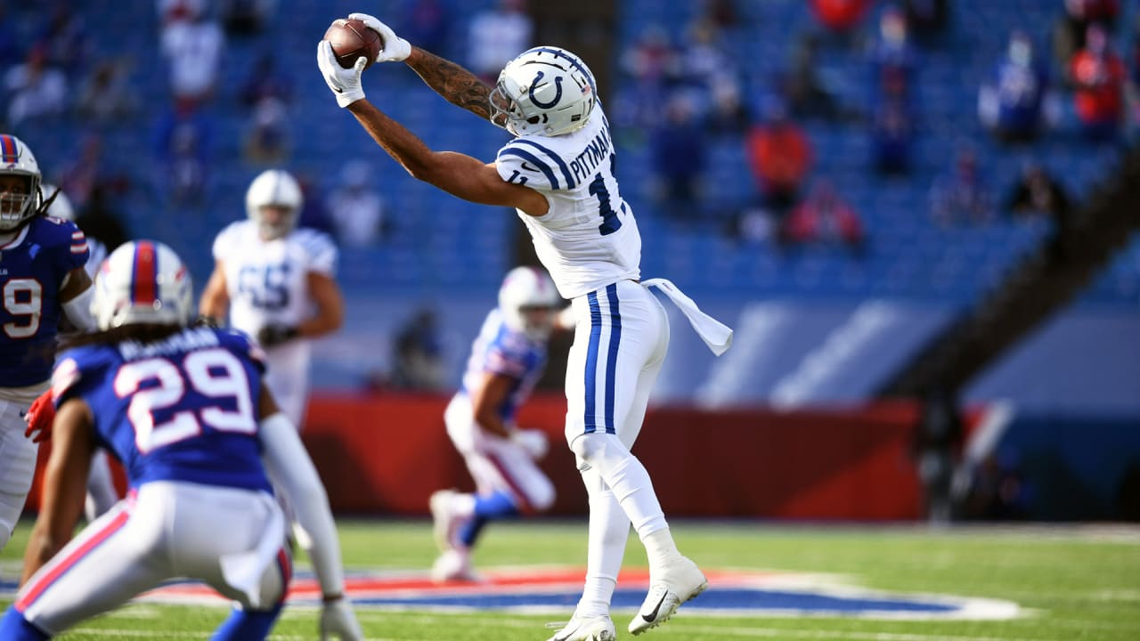 Indianapolis Colts' Michael Pittman Jr. makes a catch before an NFL  football game against the Pittsburgh Steelers, Monday, Nov. 28, 2022, in  Indianapolis. (AP Photo/AJ Mast Stock Photo - Alamy