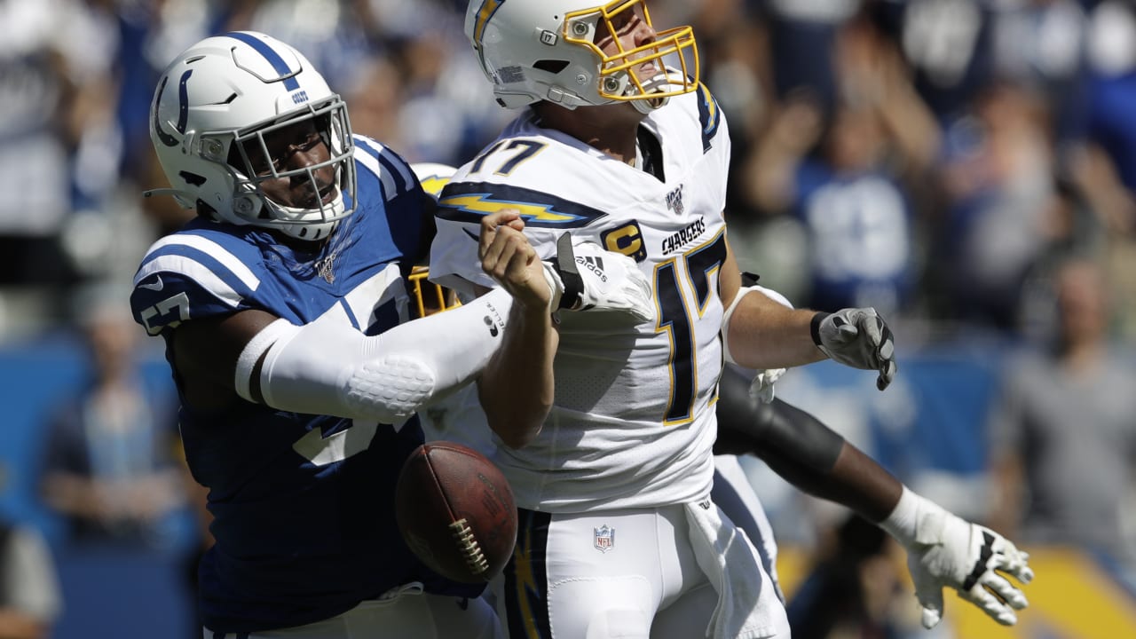 Colts' loss to Chargers the latest chapter in 12 months of stark