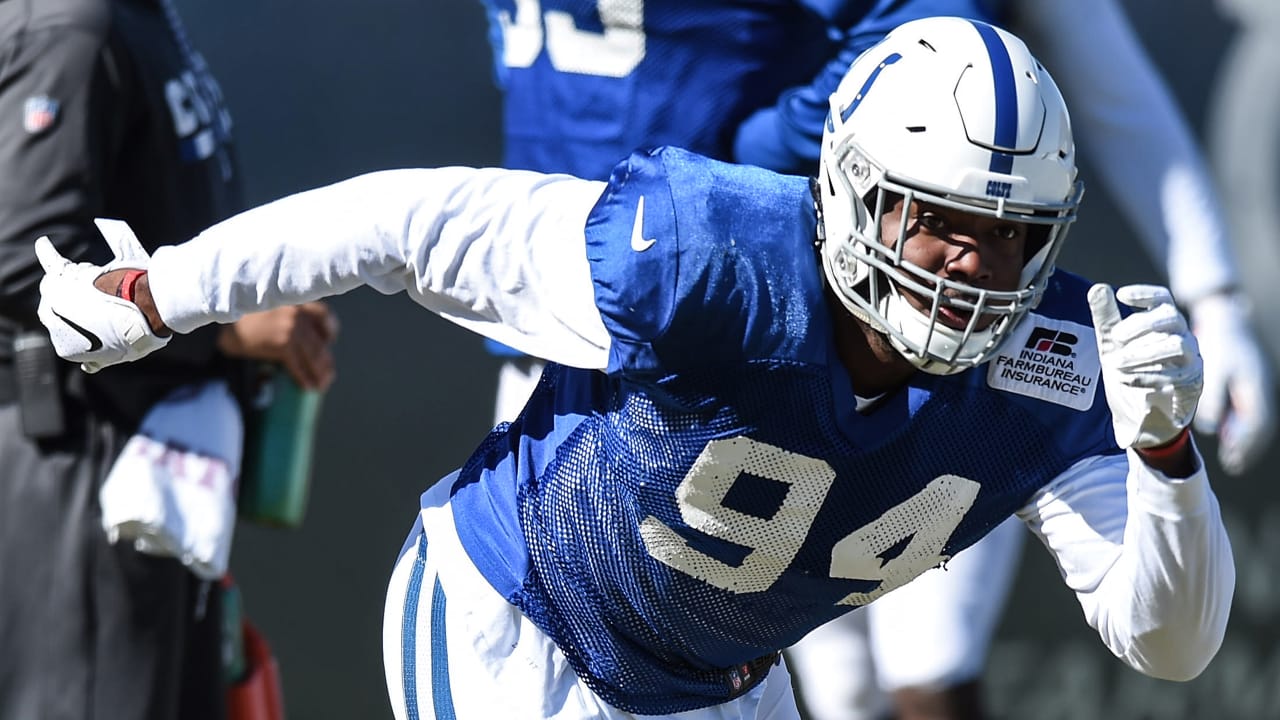 October 16, 2022: Indianapolis Colts defensive lineman Tyquan Lewis (94)  reacts to sacking the quarterback during NFL football game action between  the Jacksonville Jaguars and the Indianapolis Colts at Lucas Oil Stadium