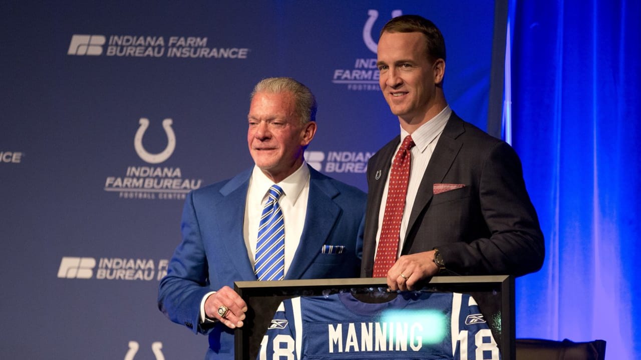 Loyalties in Indianapolis split as Peyton Manning returns