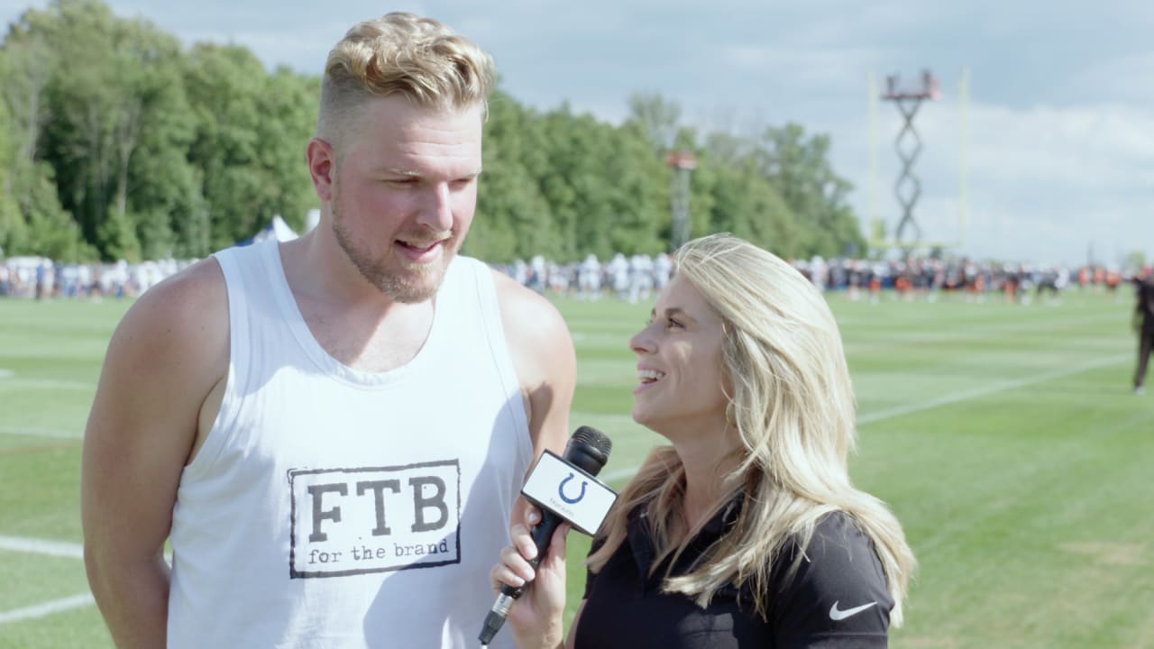 Appearance by Pat in a Facebook ad being run by the Colts :  r/PatMcAfeeShowOfficial