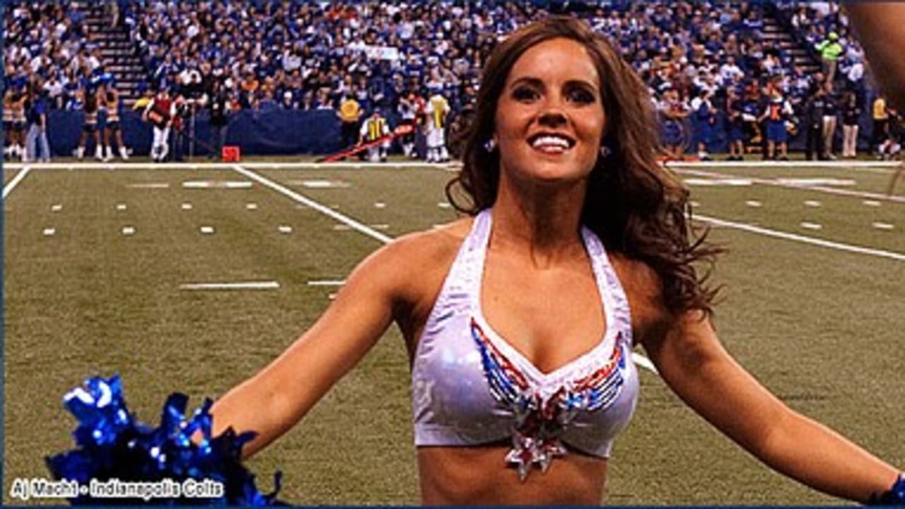 Megan – Dallas Cowboys Cheerleaders