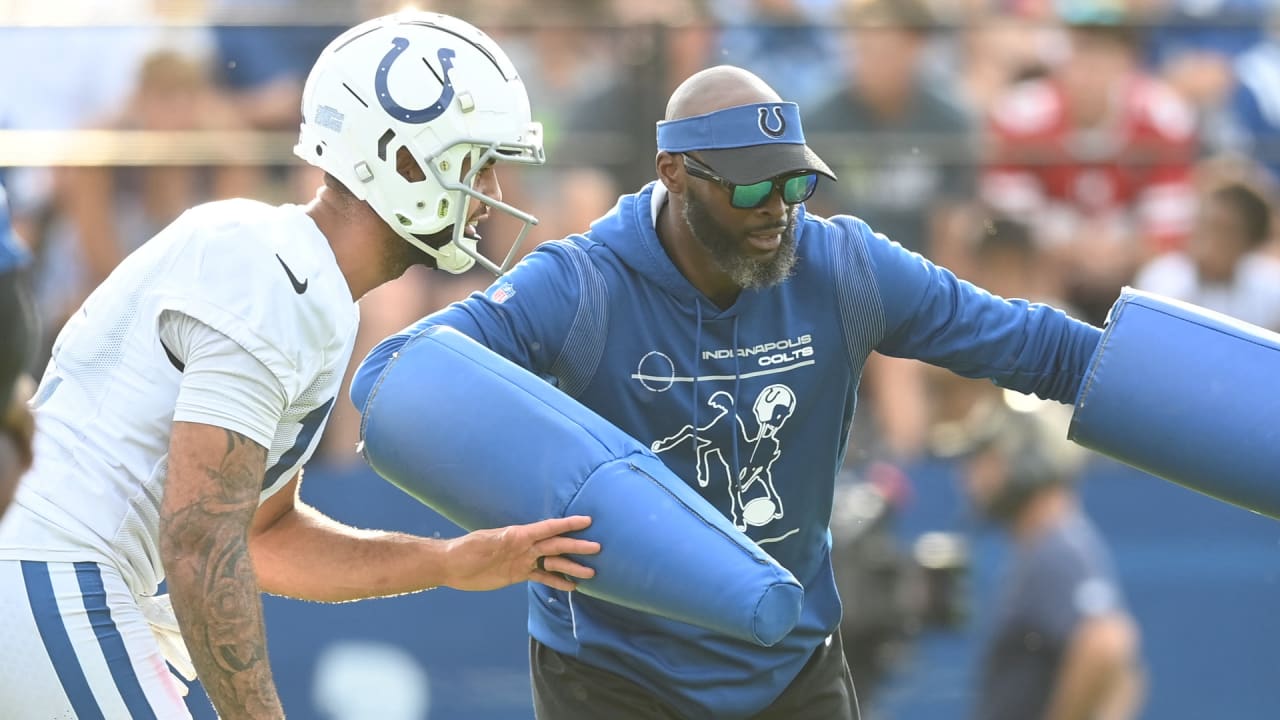 First-Year Coach Reggie Wayne Bringing 'It' Factor To Colts Wide Receiver  Room