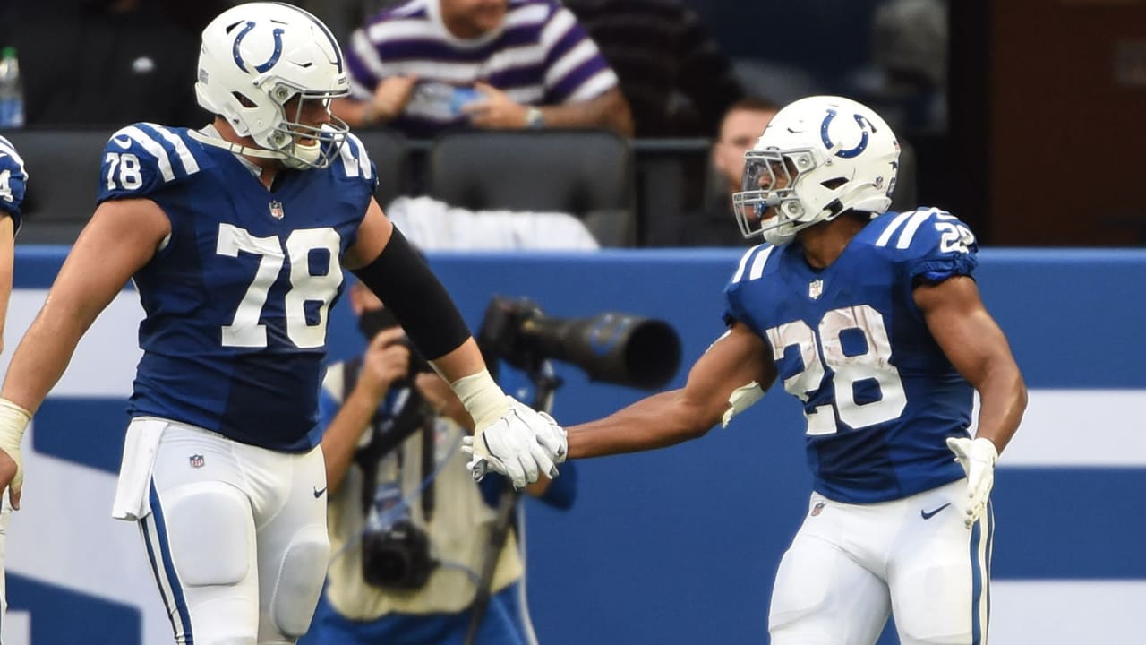 Fantasy Alert: Colts to Use 'Hot Hand' at RB amid Jonathan