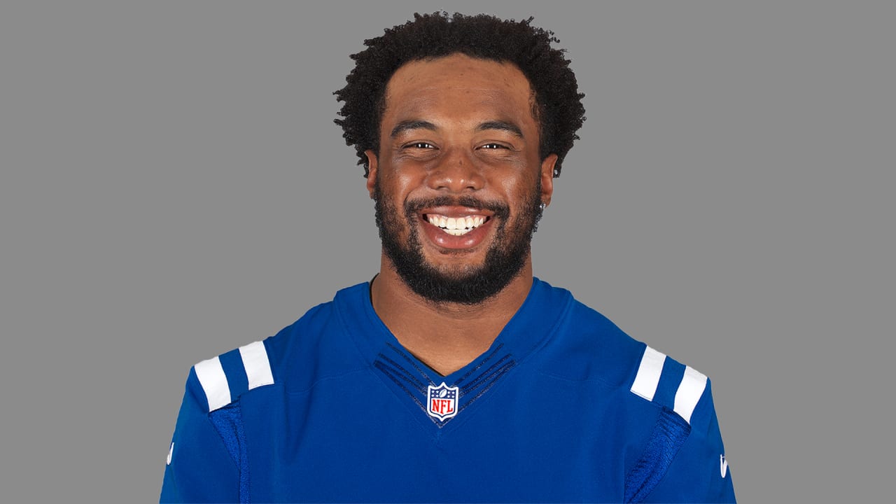 Khalid Kareem should be re-signed by the Indianapolis Colts